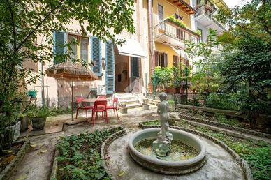 VILLA SINGOLA A MILANO