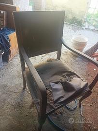 Poltrona padronale d'epoca da sistemare 