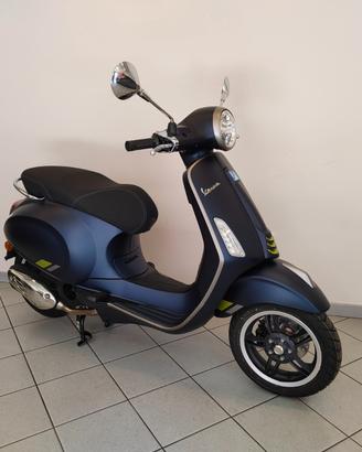 Piaggio Vespa Primavera 125 Tech Sconto + Bauletto