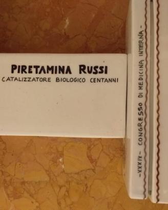 Scatole in ceramica.