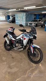Honda Africa Twin ES 2025