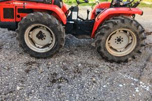 Antonio Carraro 8400