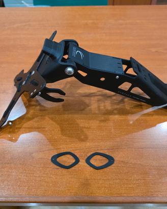Portatarga Evotech per Monster 937 + Luce targa