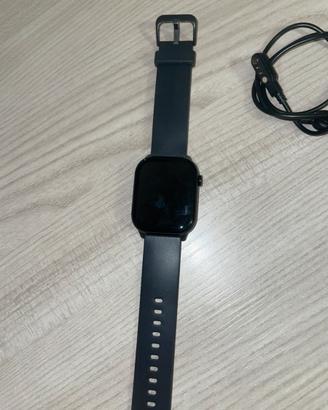 Smartwatch come nuovo con caricatore originale
