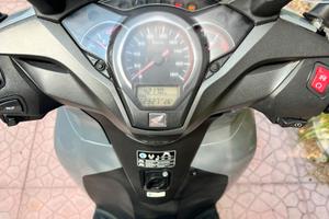 Honda sh 300 air force