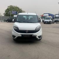 Fiat doblo 1600 multijet 5 posti autocarro maxi