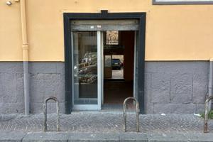 Locale commerciale a Pianura