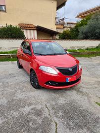 lancia Ypsilon 1.2 69cv GPL elefantino blu