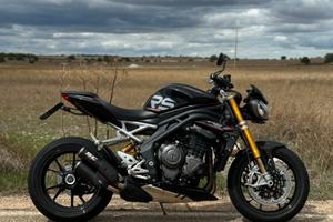 Triumph speed triple 1200 rs