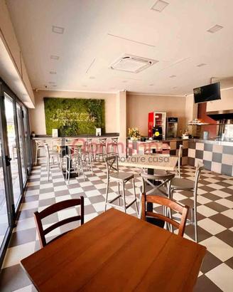 Pub Paninoteca Kebab store