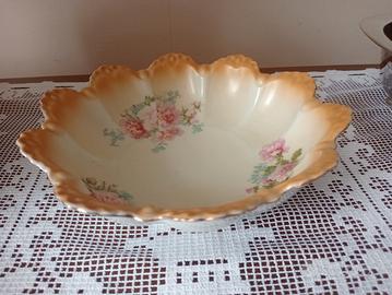 Ciotola in fine porcellana vintage 