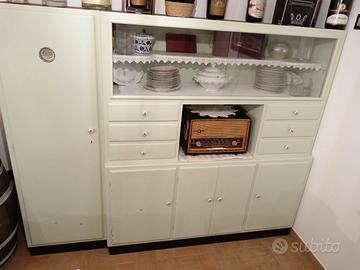 Mettitutto Credenza