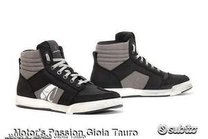 Scarpe Moto Touring FORMA GROUND Flow Nere Grigie