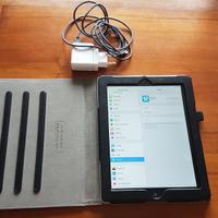 I Pad modello A1458 circa del 2012 WIFI