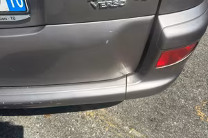  Toyota yaris 1.3