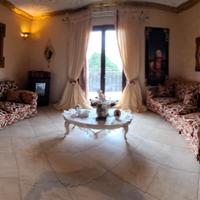 coppia divani classici  2 e 3 posti Keoma