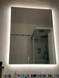Specchio con led