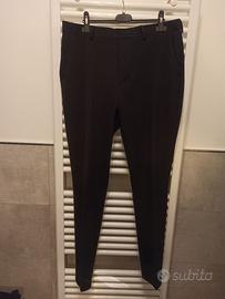 Pantaloni neri