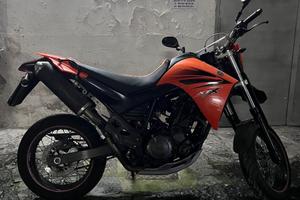 Yamaha XT660