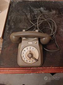 Telefono a corona vintage