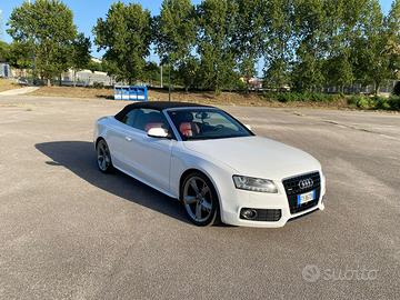 Audi A5 cabrio 3.0 v6 full optional ANCHE PERMUTE