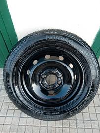 4 gomme+ cerchioni   + ruotino di scorta