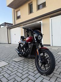Harley-Davidson Street 750 - 2015 accessoriata
