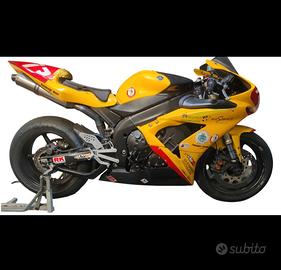 Yamaha R1 2004
