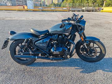 royal enfield shotgun 650 bobber
