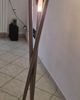 lampada da terra arredamento 