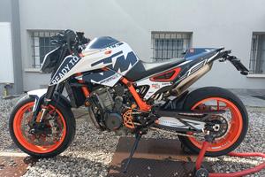 KTM Duke 890 R