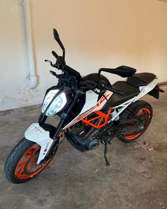 ktm duke 390