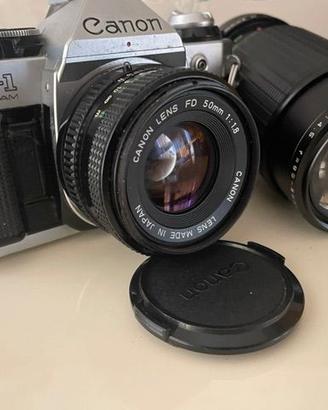 Canon AE-1 Program con 50mm e zoom