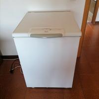 congelatore / freezer  Electrolux 140 litri