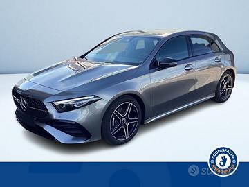 Mercedes-Benz Classe A 180d Automatic AMG Lin...