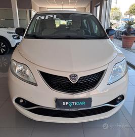Lancia Ypsilon 1.2 B/GPL 69 CV 5 porte Gold