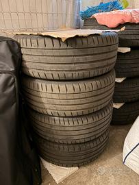 Gomme estive Michelin Pilot sport 5 215/45 ZR 18
