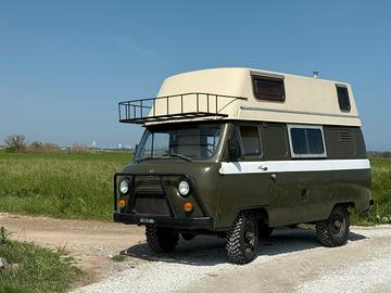 1983 UAZ 452 4X4