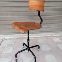 Sedia in stile industriale anni 60.