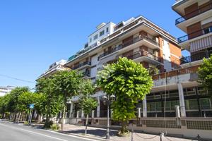 4 LOCALI A SANT'ELPIDIO A MARE