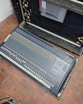 Mixer audio Behringer Eurodesk MX3282A