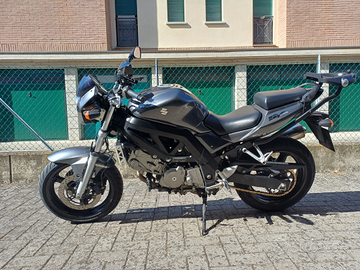 Sv650