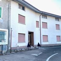 LA CASA IDEALE PER LA TUA FAMIGLIA: spazio e tr...