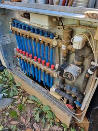 Cassette ad incasso per impianti a pavimento