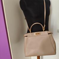 borsa FENDI PEEKABOO 