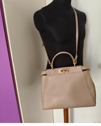 borsa FENDI PEEKABOO 