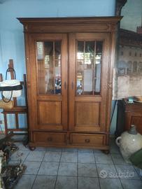 Armadio credenza antica