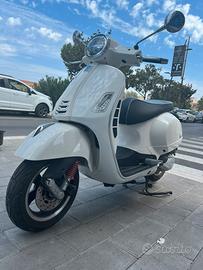 Vespa gts 300