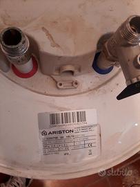 scaldacqua Ariston 