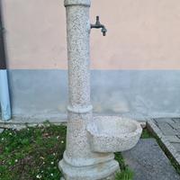 Fontana in pietra